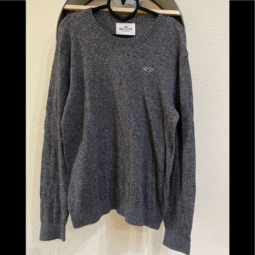 Hollister crew neck sweater